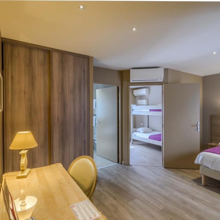 Hôtel l'Aragon à 50m de la cité de Carcassonne - Chambre Familiale (4 Personnes) - 6