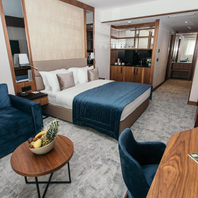 Central Point Hotel Beograd - Superior Soba s King-sajz Krevetom - 1