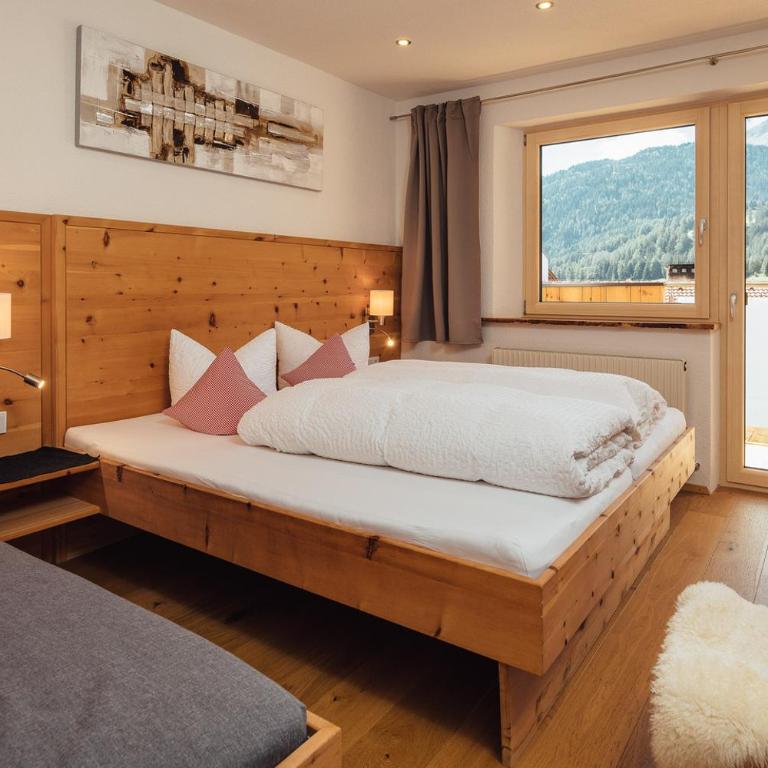 Haus Piz Lad - Doppelzimmer mit Balkon - 8