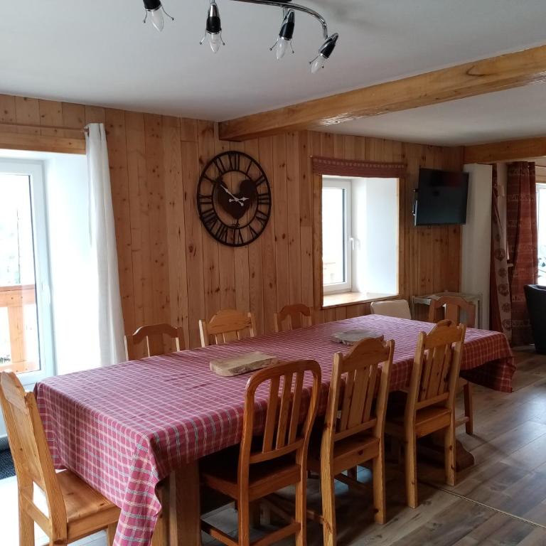 Chalet Le rustique vue sur le lac - Chalet - 11