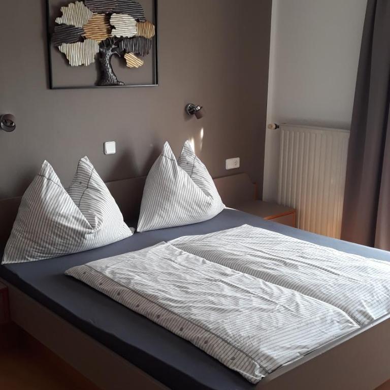 Haus Rohr - Doppelzimmer mit Balkon - 10