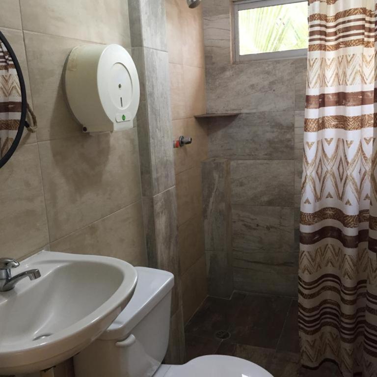 Hotel Fika Guayaquil - Habitación Doble Deluxe - 1 o 2 camas - 2