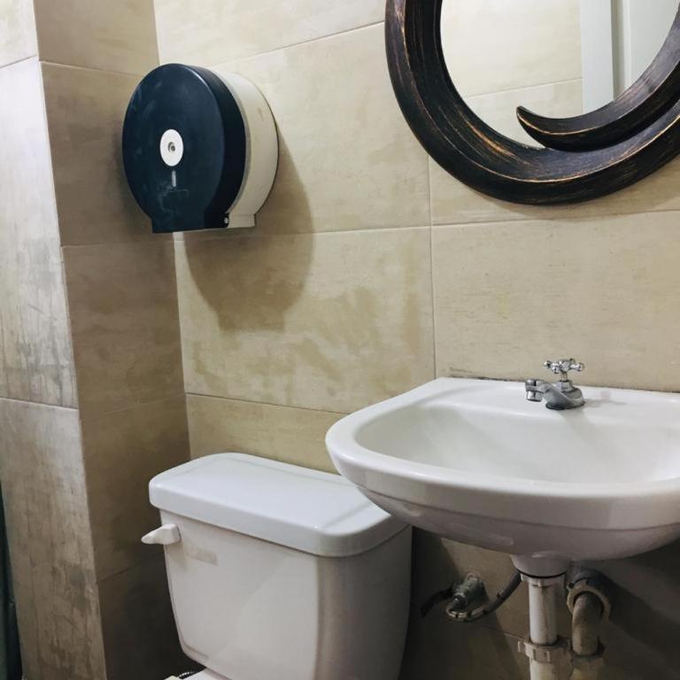 Hotel Fika Guayaquil - Deluxe Double or Twin Room - 4