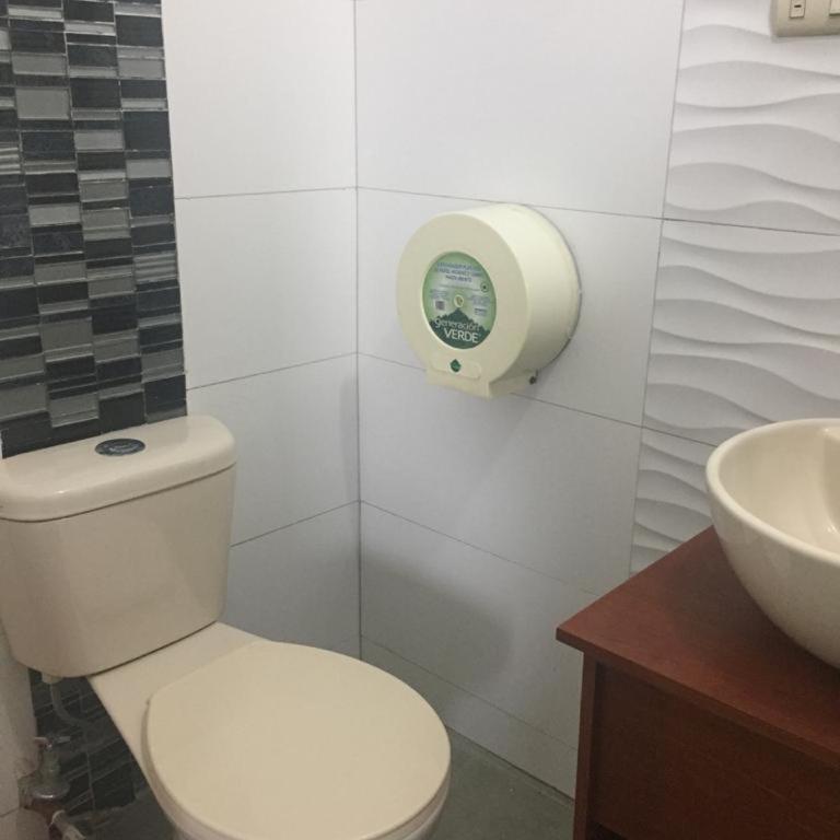 Hotel Fika Guayaquil - Deluxe Double or Twin Room - 10