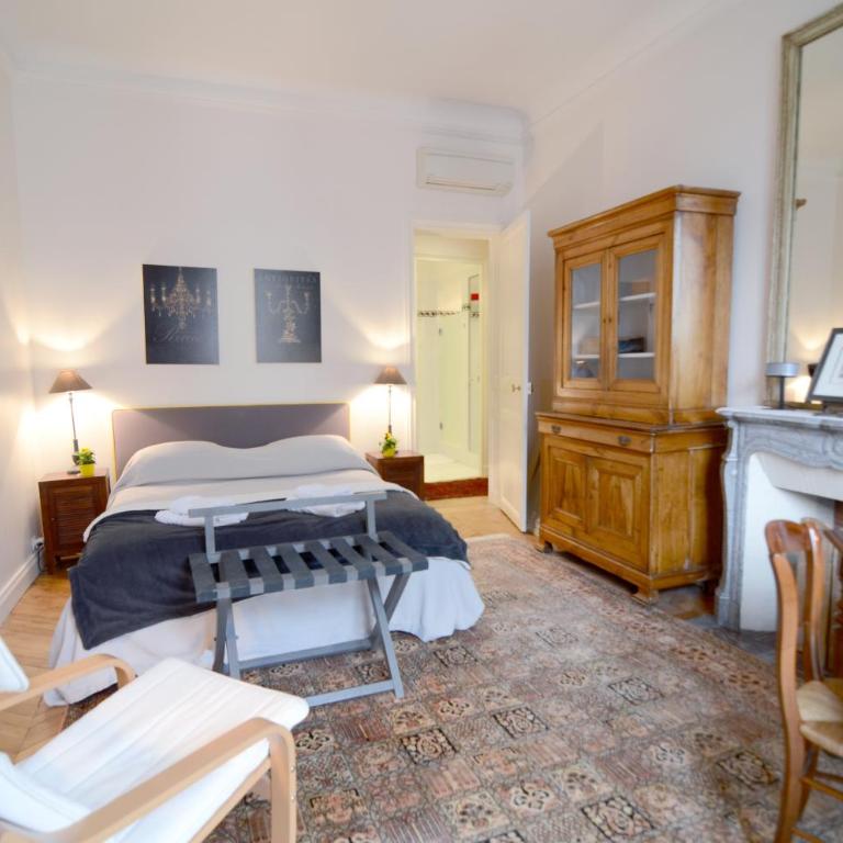 Champs Elysees - Appartement 2 Chambres - 15