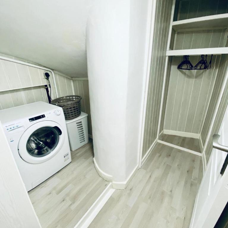 CAUVI - Antibes Centre, WIFI, Climatisation, 4 personnes - Appartement 1 Chambre - 8
