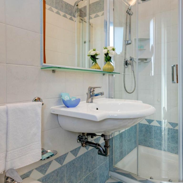 Hotel Garni San Carlo - Camera Quadrupla - 4