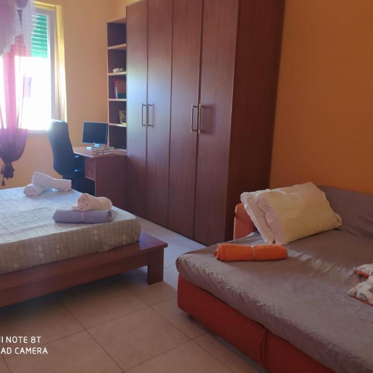 Ethos Rooms - Camera Queen con Bagno in Comune - 7