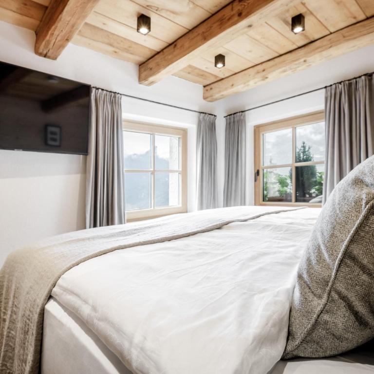 Leni Mountain Chalet - Chalet - 9