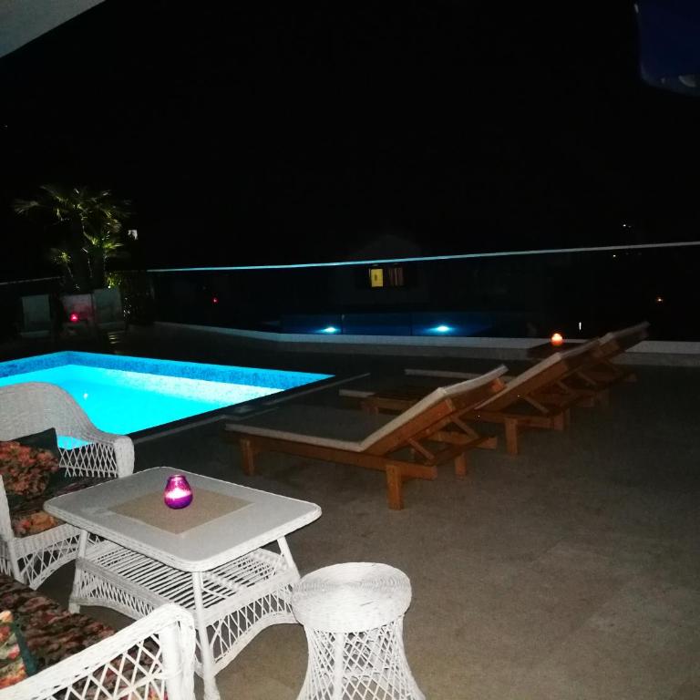 Villa Blue Panorama - Vila sa Sopstvenim Bazenom - 8