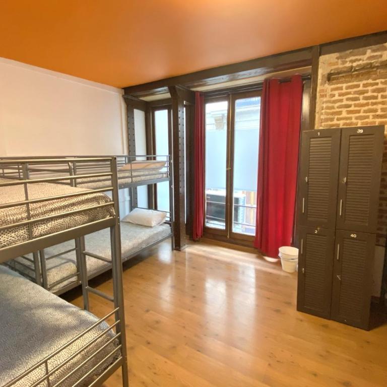 Arc House Madrid - Puerta del Sol Only Adults - Single Bed in Female Dormitory Room - 1