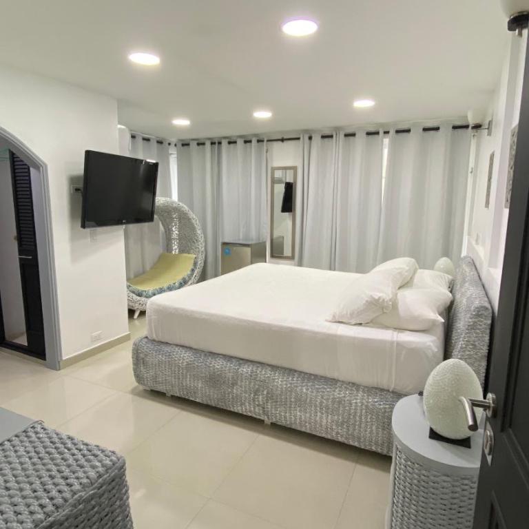 Le Castel Blanc Hotel Boutique - Superior Suite - 13