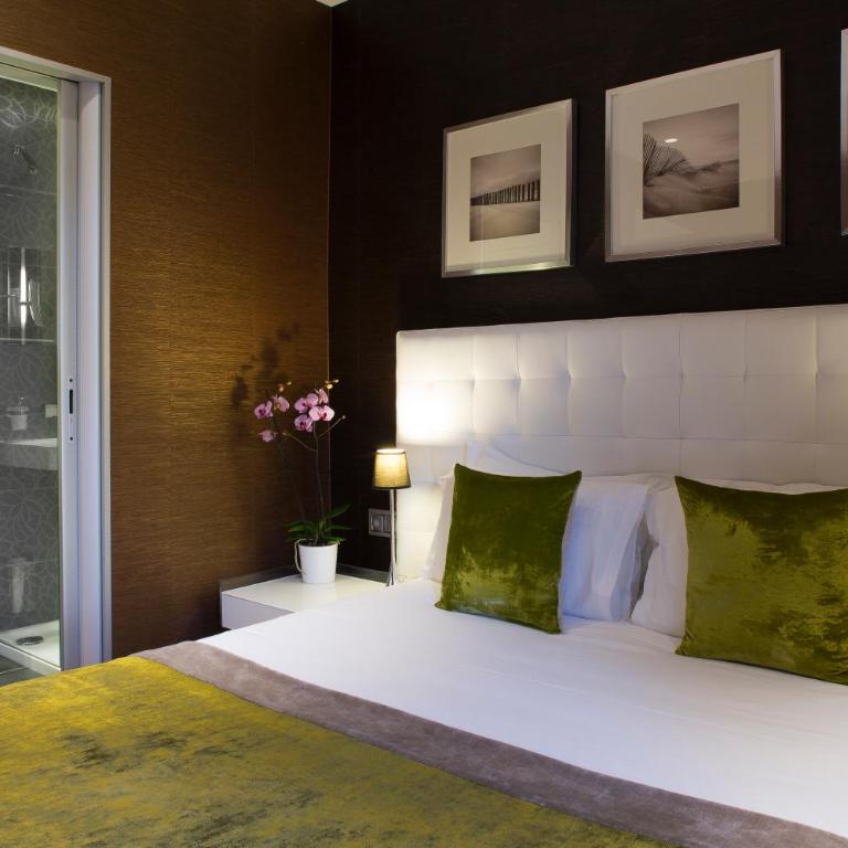 Hotel des Arceaux - Chambre Double Lit Queen-Size Supérieure - 13