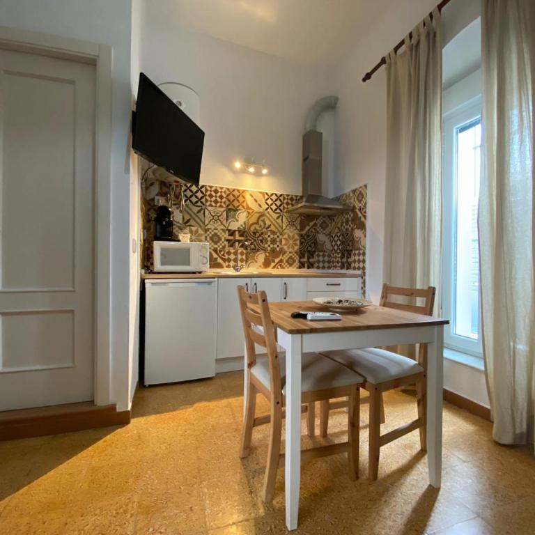 Apartamentos El Arco - Apartamento de 1 dormitorio - 3