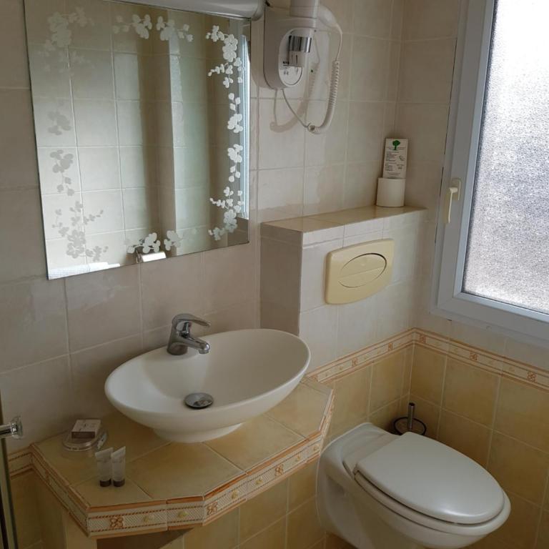 Le Thimothée : Hôtel & Studios - Petite Chambre Double - 5