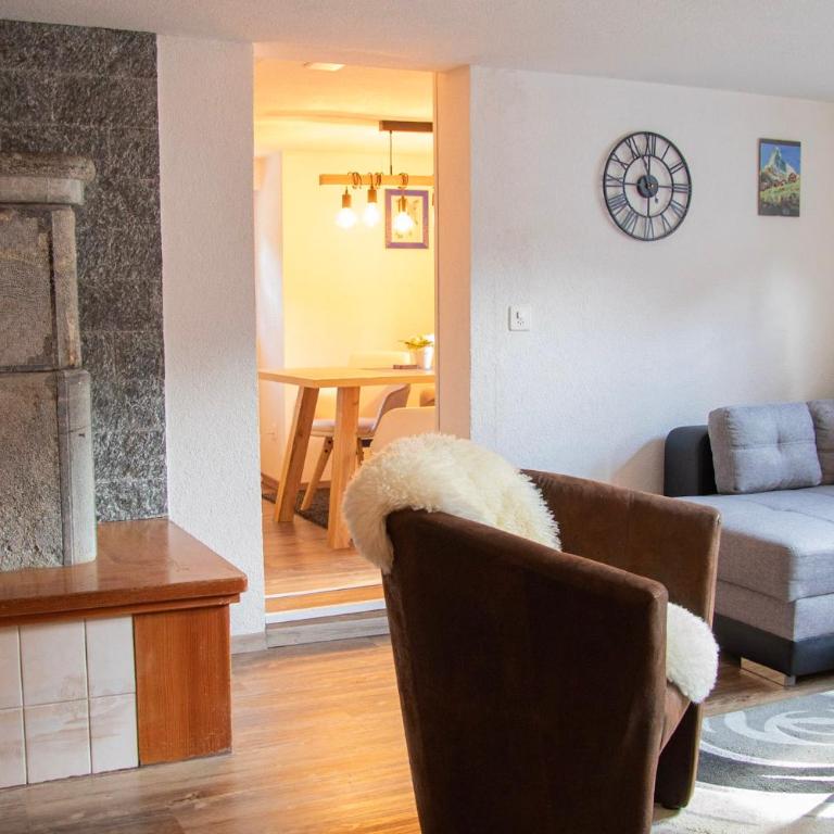 Ferienwohnung Slavica Dorfstrasse 94 Randa - Apartment - 6
