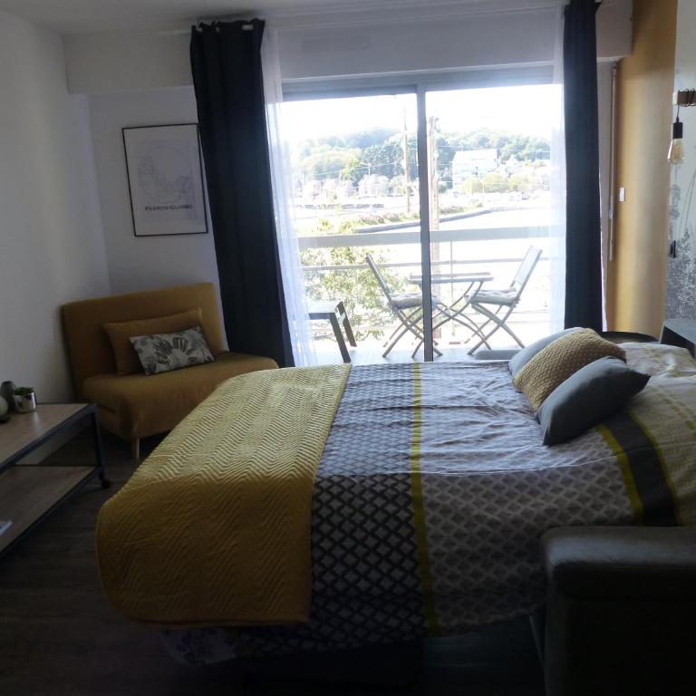 studio exposé plein sud vu sur le port de plaisance - Studio-Apartment mit Meerblick - 14