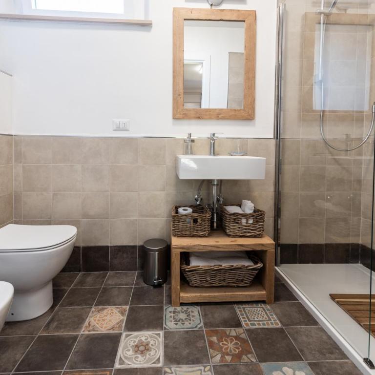 Le Due Torri - Camera Matrimoniale con Bagno Privato - 10