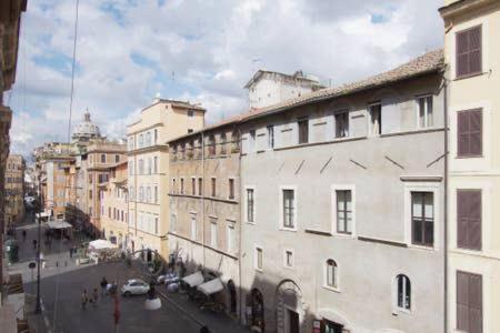 Al Portico d'Ottavia - Three-Bedroom Apartment - 18