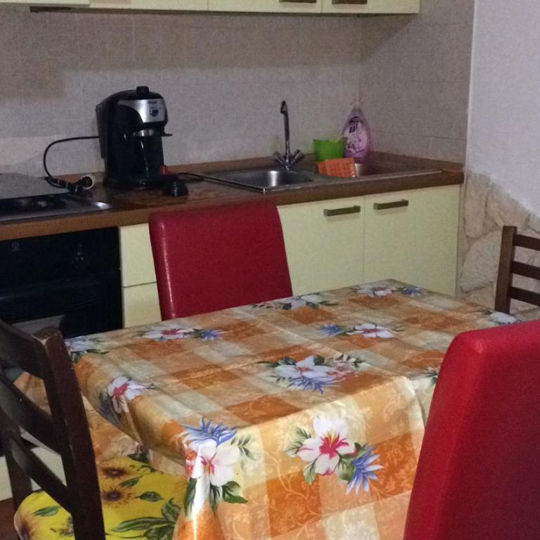AIRPORT-MARINA-CITY-BEACHES-TAXI-GARDEN-AiR COND-WI FI - Apartamento con vistas al jardín - 23