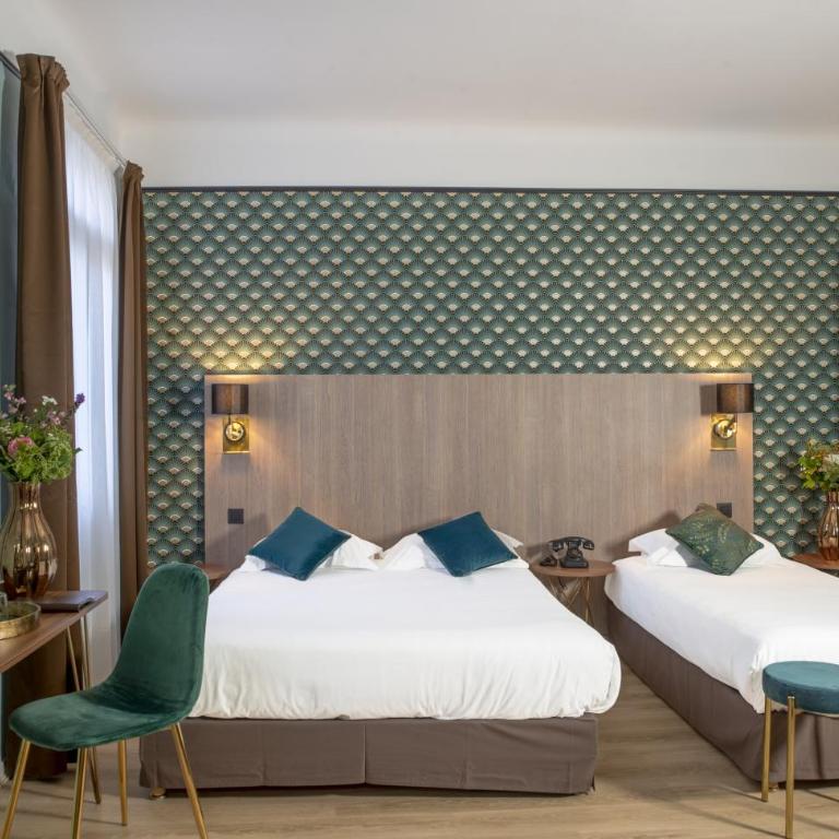 Hôtel Le Bristol - Chambre Supérieure - 4