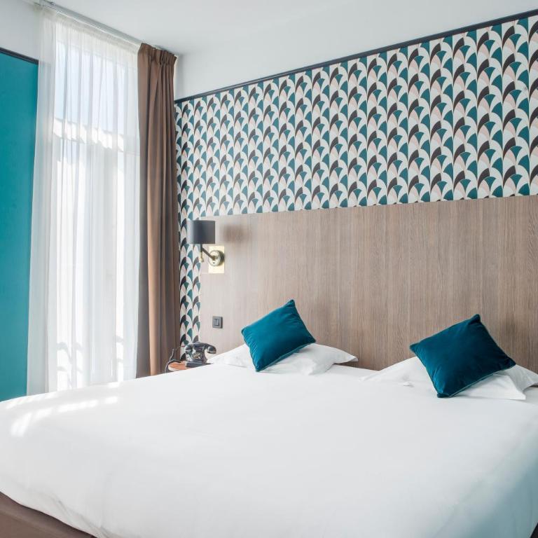 Hôtel Le Bristol - Chambre Classique - 1