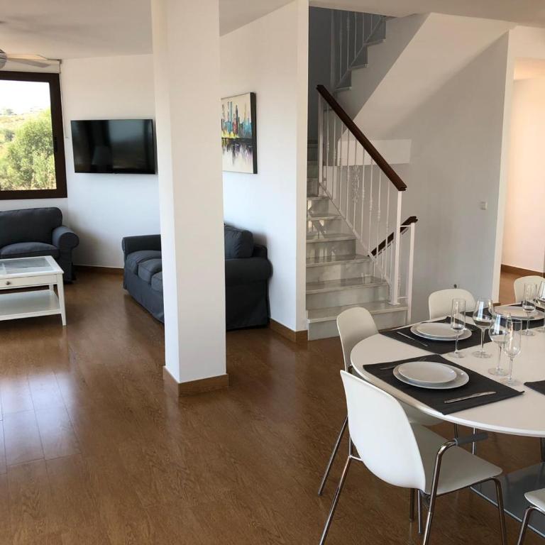 Luxury Villa for 12 people - Villa - 32