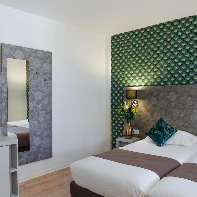 Hôtel Le Bristol - Chambre classique - 3