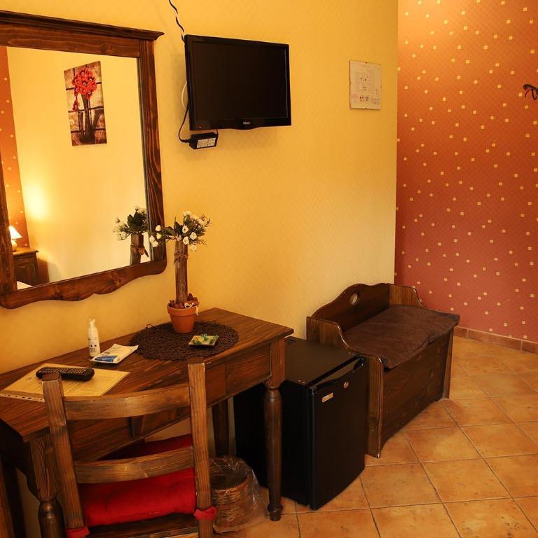 Hotel Alle Pendici - Camera Matrimoniale/Doppia con Letti Singoli - 4