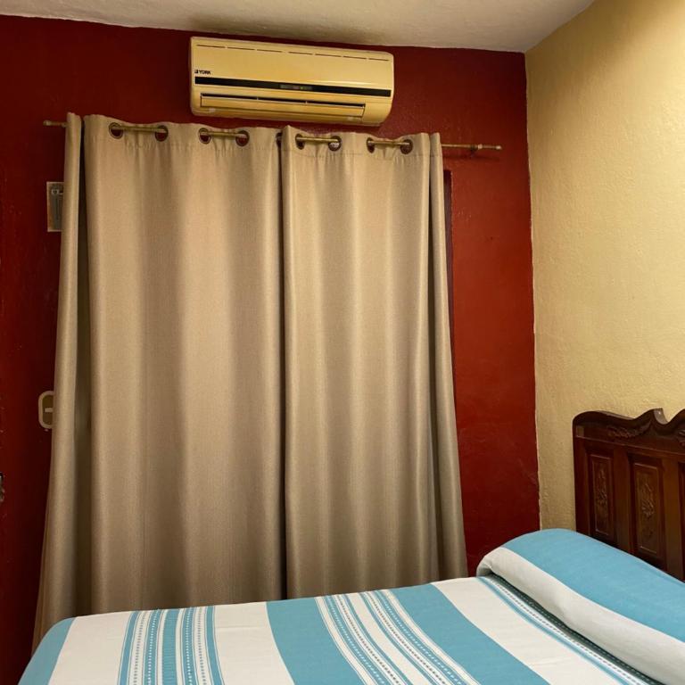 Hotel Hortencia - Small Double Room - 4