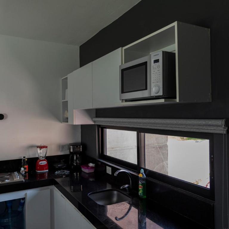 Townhouse totalmente equipado a 13 minutos del centro y cerca de supercados, centros de convenciones y plazas comerciales - Apartment mit 1 Schlafzimmer - 7