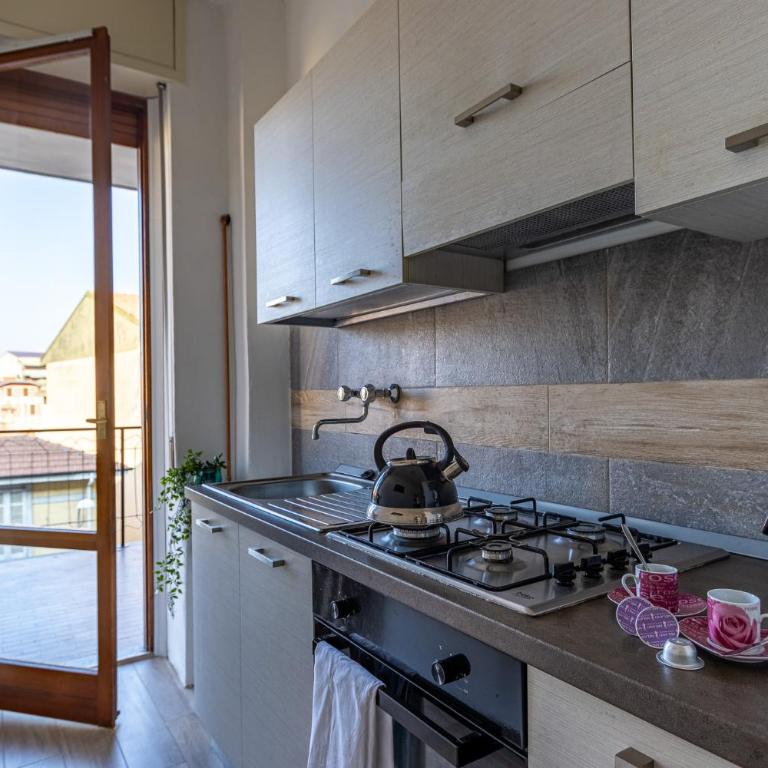 Blue Wave Apartment [Arona - Lago Maggiore] - Appartamento con 1 Camera da Letto - 18
