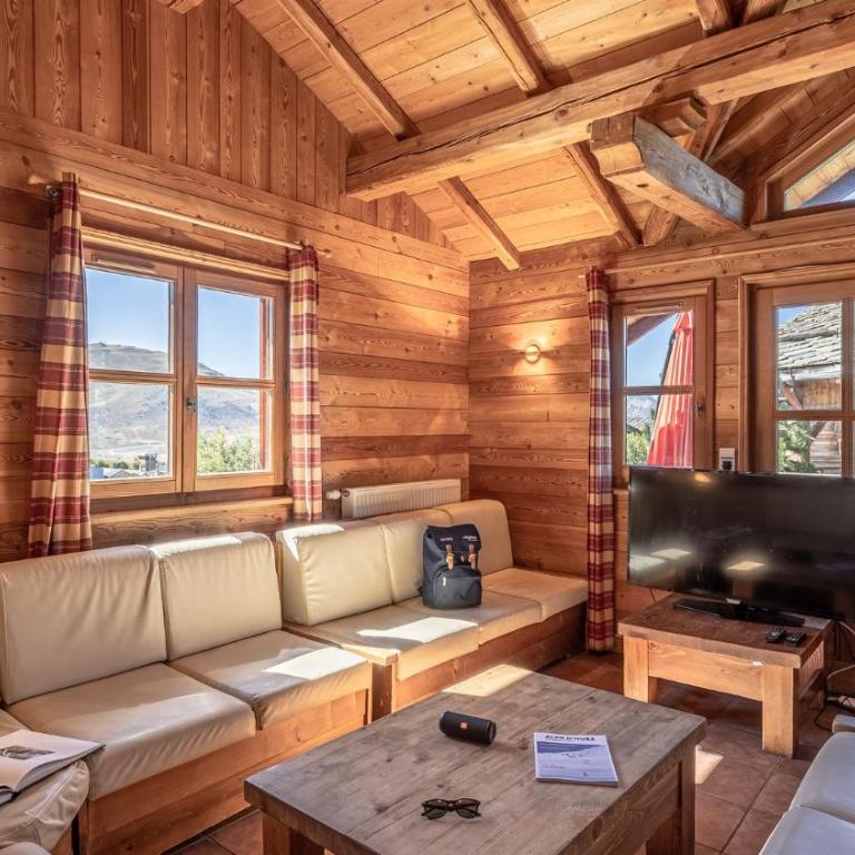 Madame Vacances Les Chalets de l'Altiport - Chalet 8 Chambres (15 Adultes) - 11