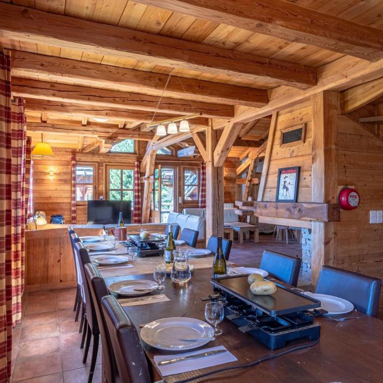 Madame Vacances Les Chalets de l'Altiport - Chalet 8 Chambres (15 Adultes) - 1