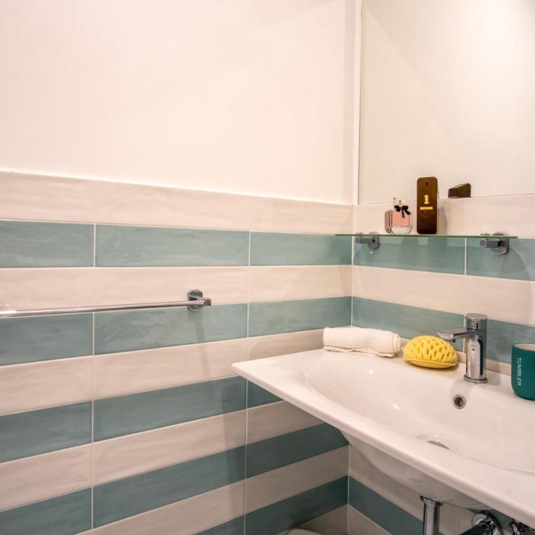 LEONE ROSSO APARTMENTs - One-Bedroom Apartment - 14