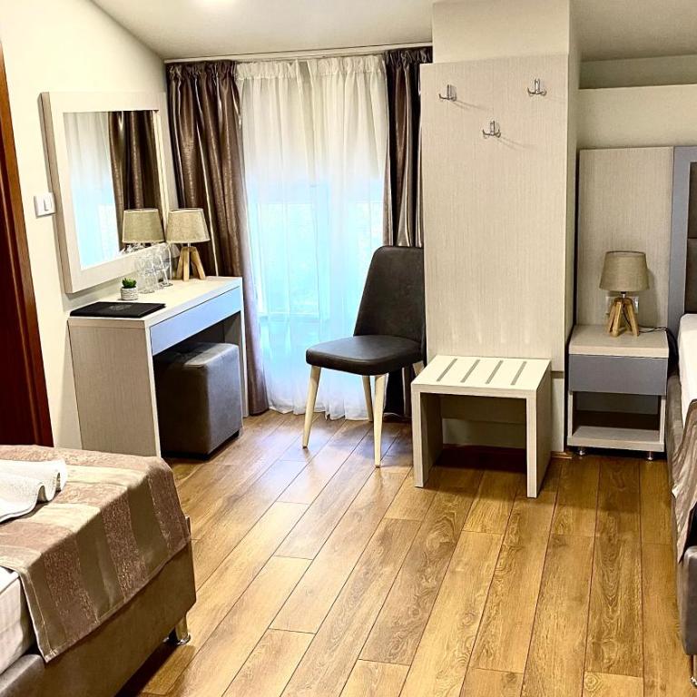 Hotel Olimpija plus - Deluxe Twin Room - 4