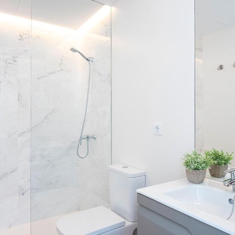 Genteel Home San Antonio - Apartamento de 3 dormitorios con terraza - 13