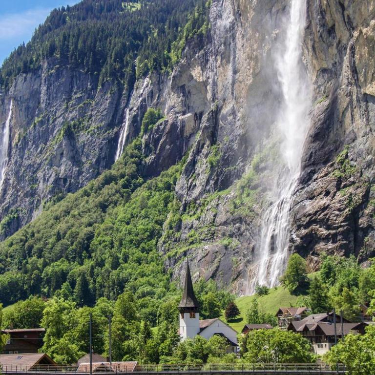 Lauterbrunnen Staubbach Beautiful Waterfall Apartment - Apartment mit 3 Schlafzimmern - 96