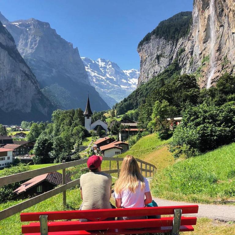 Lauterbrunnen Staubbach Beautiful Waterfall Apartment - Apartment mit 3 Schlafzimmern - 94