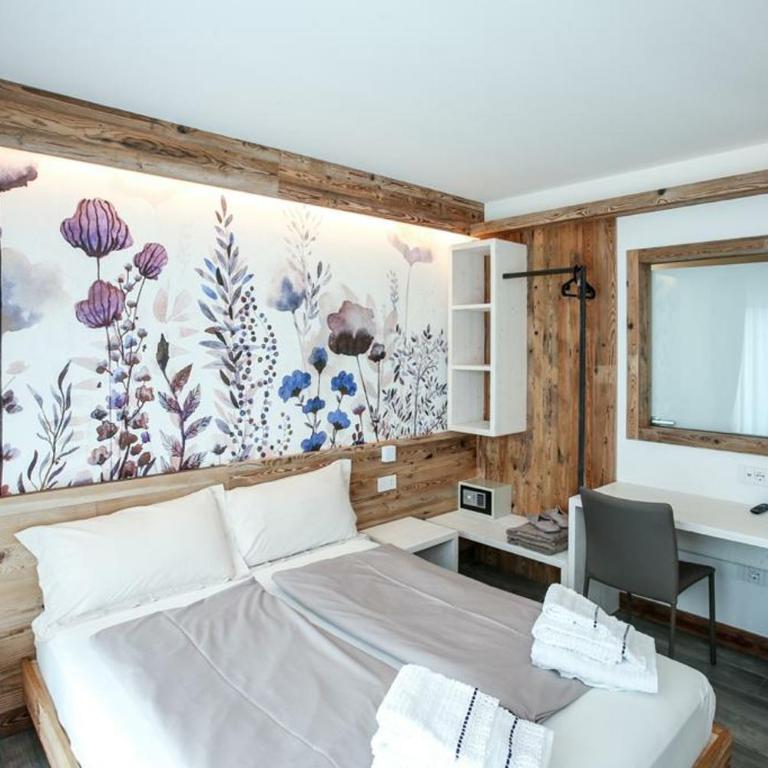 AGRITUR SEDICI - Bed and Breakfast - Camera Matrimoniale/Doppia con Letti Singoli con Vista Lago. - 5