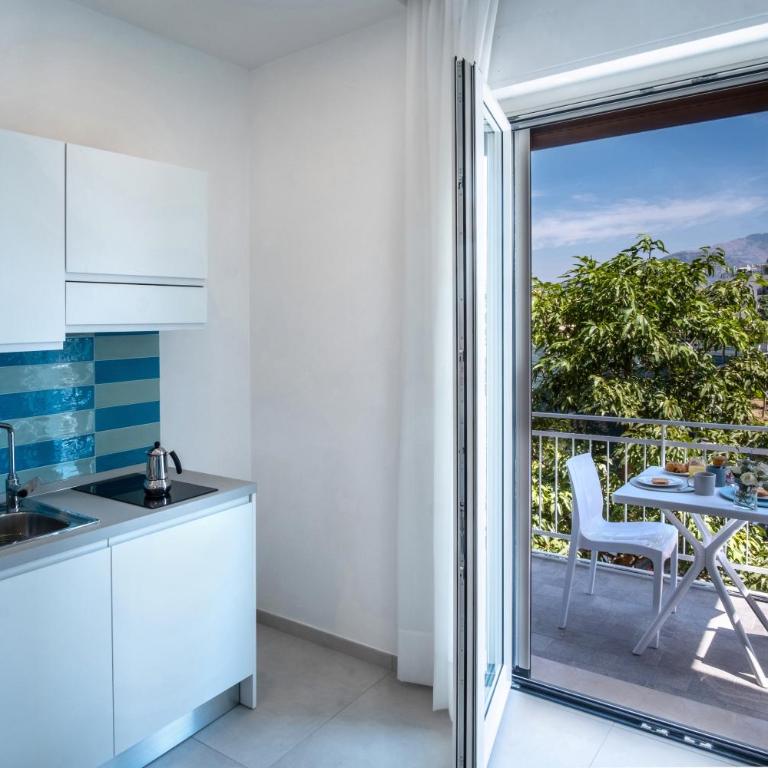 LEONE ROSSO APARTMENTs - One-Bedroom Apartment - 4