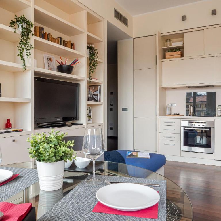 The Best Rent - Bright two-bedroom apartment in De Amicis - Appartamento con 2 Camere da Letto - 12