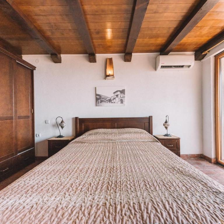 Apartments Bazar - Deluks Apartman s 2 Spavaće Sobe i Balkonom - 10