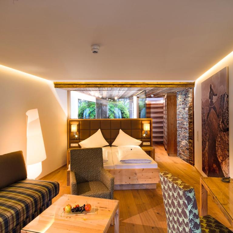 Aktivhotel Alpendorf - Junior Suite mit Balkon - 2