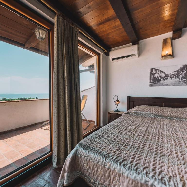Apartments Bazar - Deluks Apartman s 2 Spavaće Sobe i Balkonom - 8
