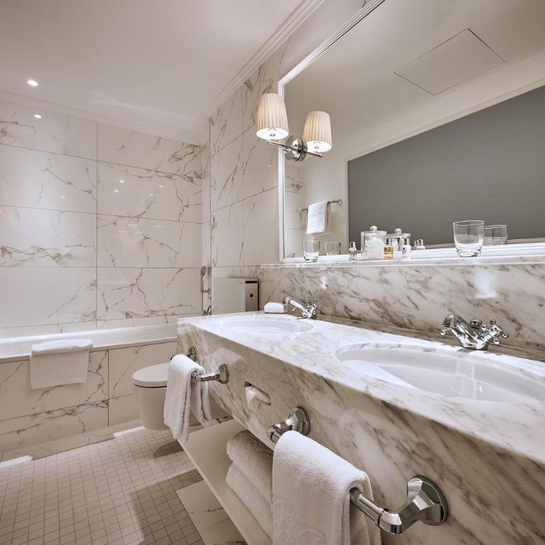 Victoria Jungfrau Grand Hotel & Spa - Deluxe Double Room - 4