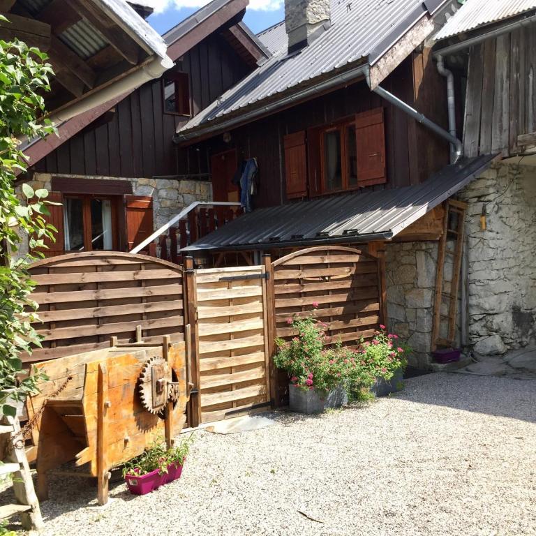 Chalet Lucie LE CHEVAL NOIR - Apartment mit 2 Schlafzimmern - 36