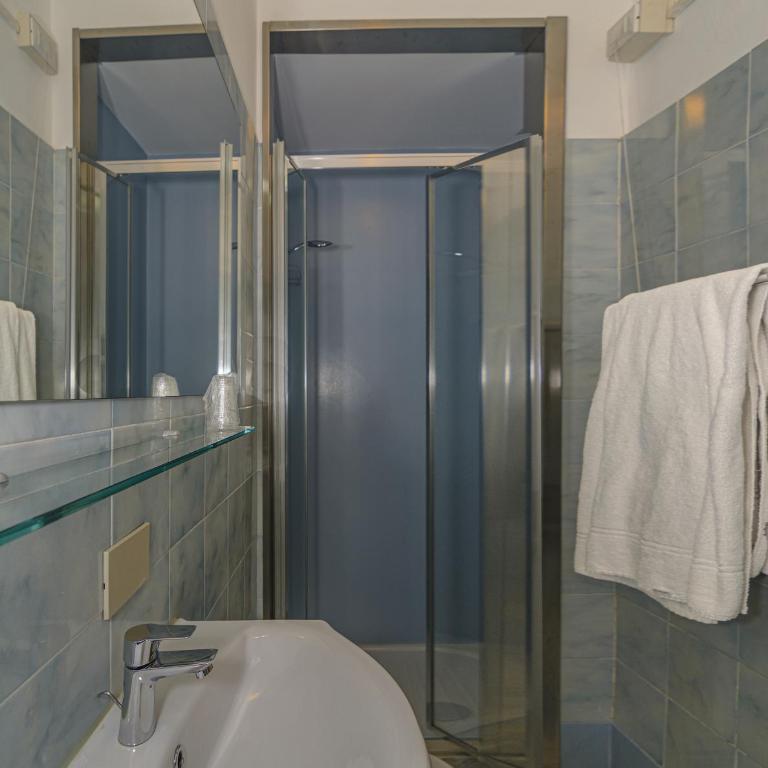 City Hotel - Camera Matrimoniale con Accesso Spiaggia - 3