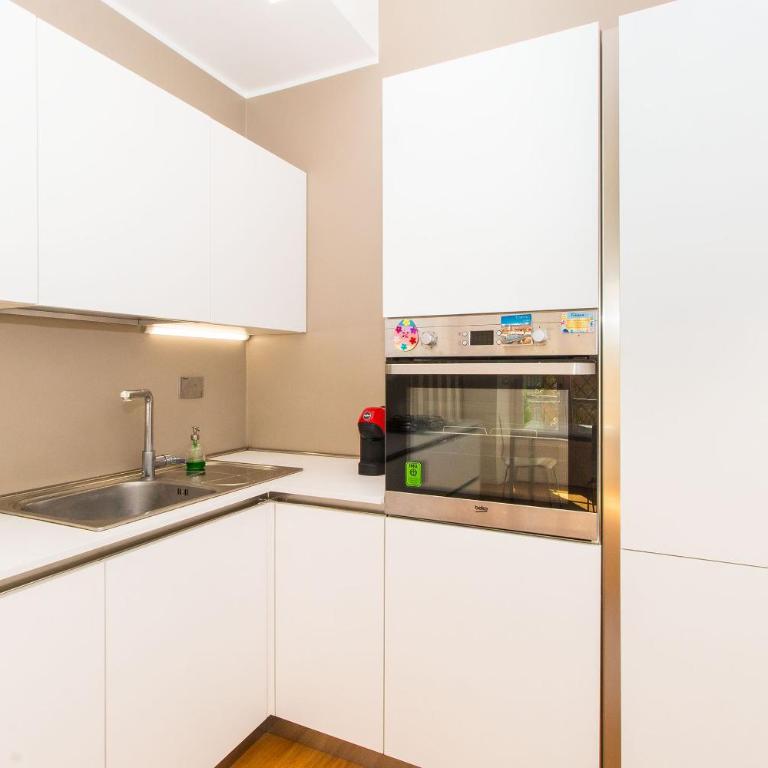 GuestHost - Porta Nuova & Parco del Valentino Roomy Flat - Appartamento con 2 Camere da Letto - 14
