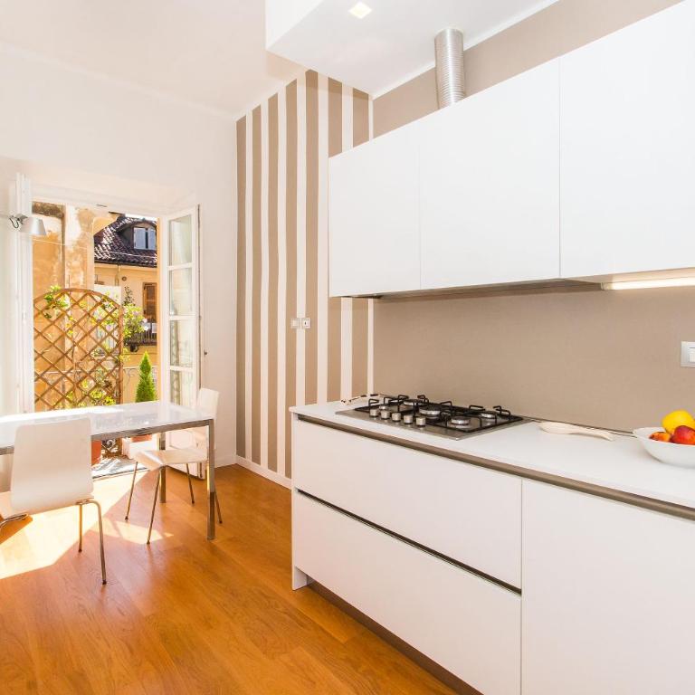 GuestHost - Porta Nuova & Parco del Valentino Roomy Flat - Appartamento con 2 Camere da Letto - 2